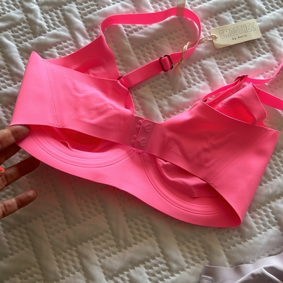 Aerie Smootheze unlined bras. - Picture 5 of 5